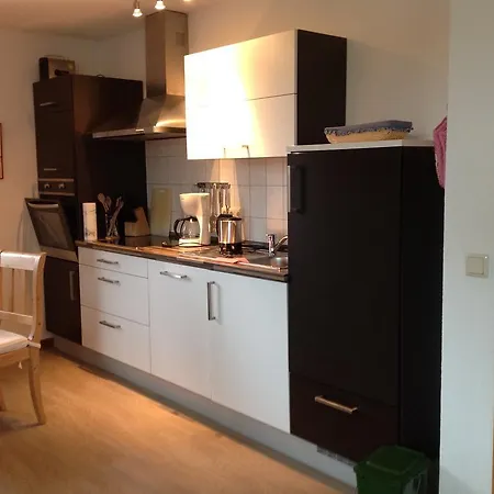 Appartement Ferienwohnung Hus Am Bodden